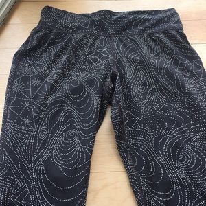 workout or lifestyle leggings size medium